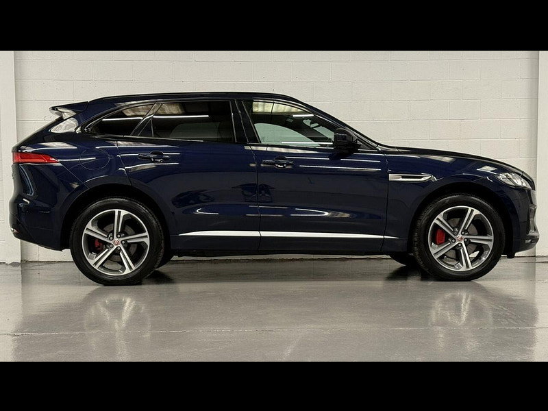 Jaguar F-PACE 3.0 D300 V6 S SUV 5dr Diesel Auto AWD Euro 6 (s/s) (300 ps) 20'S, CAMERA, HTD SEATS-WHEEL, FSH