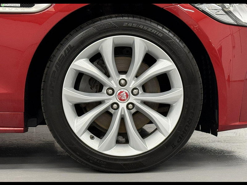 Jaguar XF 2.0d R-Sport Saloon 4dr Diesel Auto Euro 6 (s/s) (180 ps) HTD SEATS, CRUISE, BODYSTYLING