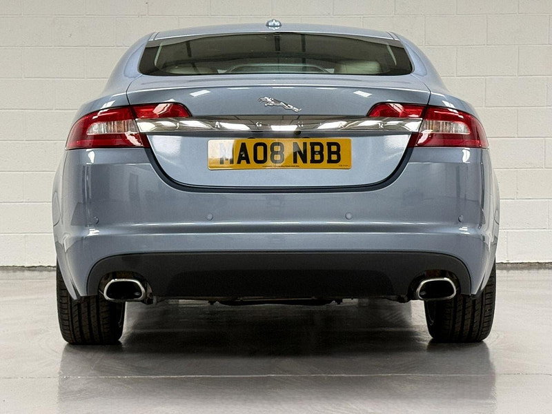 Jaguar XF 3.0 V6 Premium Luxury Saloon 4dr Petrol Auto Euro 4 (238 ps) MAIN DEALER SERVICE HISTORY