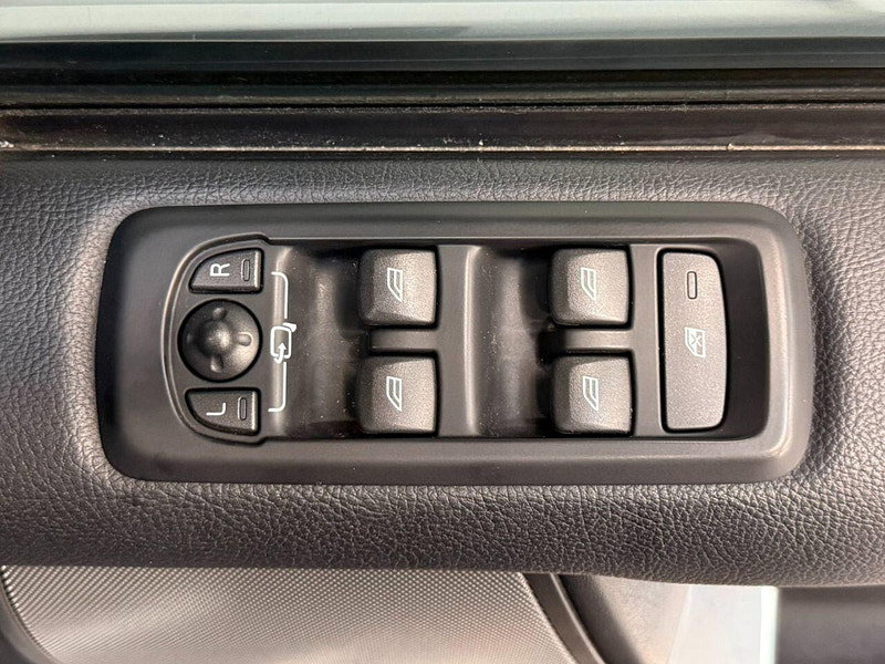 Land Rover Discovery 4 3.0 SD V6 HSE SUV 5dr Diesel Auto 4WD Euro 5 (255 bhp) CAMBELT-SERVICE-MOT-HTD SEATS-H/K