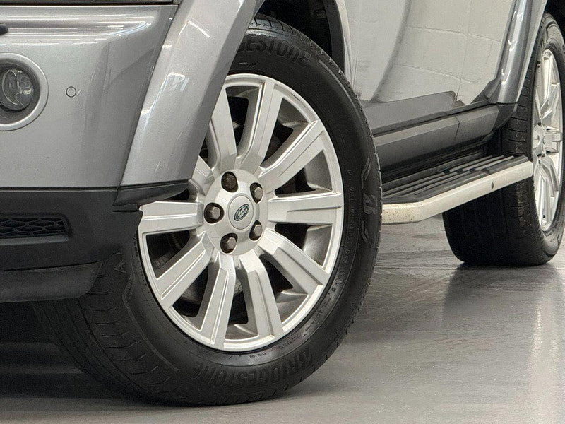 Land Rover Discovery 4 3.0 SD V6 HSE SUV 5dr Diesel Auto 4WD Euro 5 (255 bhp) CAMBELT-SERVICE-MOT-HTD SEATS-H/K