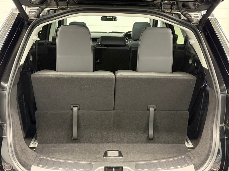 Land Rover Discovery Sport 2.0 TD4 HSE Luxury SUV 5dr Diesel Auto 4WD Euro 6 (s/s) (180 ps)
