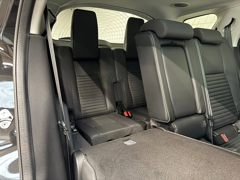 Land Rover Discovery Sport 2.0 TD4 HSE Luxury SUV 5dr Diesel Auto 4WD Euro 6 (s/s) (180 ps)