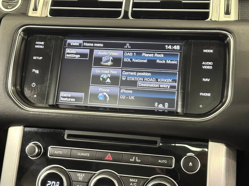 Land Rover Range Rover 3.0 TD V6 Vogue SUV 5dr Diesel Auto 4WD Euro 5 (s/s) (258 ps) REAR ENTERTAINEMENT, MERIDIAN, NAV