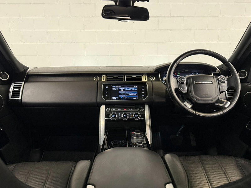Land Rover Range Rover 3.0 TD V6 Vogue SUV 5dr Diesel Auto 4WD Euro 5 (s/s) (258 ps) REAR ENTERTAINEMENT, MERIDIAN, NAV
