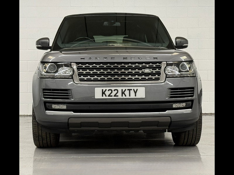 Land Rover Range Rover 3.0 TD V6 Vogue SUV 5dr Diesel Auto 4WD Euro 5 (s/s) (258 ps) REAR ENTERTAINEMENT, MERIDIAN, NAV