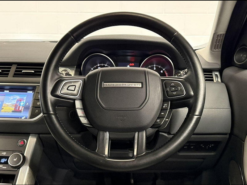 Land Rover Range Rover Evoque 2.0 TD4 SE SUV 5dr Diesel Manual 4WD Euro 6 (s/s) (180 ps) ALLOYS, SENSORS, B/TOOTH, HTD SEATS