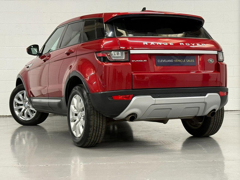 Land Rover Range Rover Evoque 2.0 TD4 SE SUV 5dr Diesel Manual 4WD Euro 6 (s/s) (180 ps) ALLOYS, SENSORS, B/TOOTH, HTD SEATS
