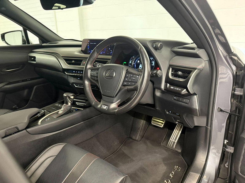 Lexus Ux 2.0 250h F Sport SUV 5dr Petrol Hybrid E-CVT Euro 6 (s/s) (184 ps) HTD WHEEL-SEATS, ALLOYS, CAMERA