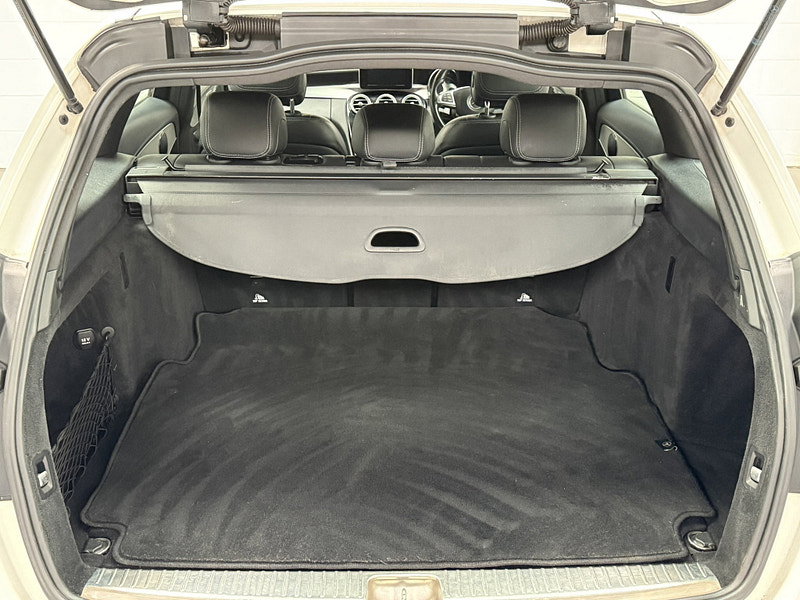 Mercedes-Benz C Class 2.1 C250d AMG Line Estate 5dr Diesel 7G-Tronic+ Euro 6 (s/s) (204 ps)