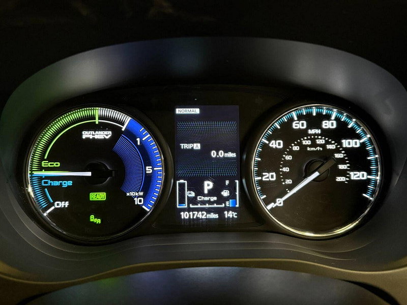 Mitsubishi Outlander 2.4h TwinMotor 13.8kWh 4h SUV 5dr Petrol Plug-in Hybrid CVT 4WD Euro 6 (s/s) (209 ps) HTD SEATS - WHEEL, CRUISE, ALLOYS