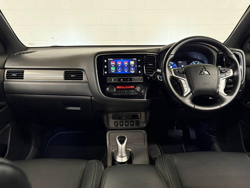 Mitsubishi Outlander 2.4h TwinMotor 13.8kWh 4h SUV 5dr Petrol Plug-in Hybrid CVT 4WD Euro 6 (s/s) (209 ps) HTD SEATS - WHEEL, CRUISE, ALLOYS