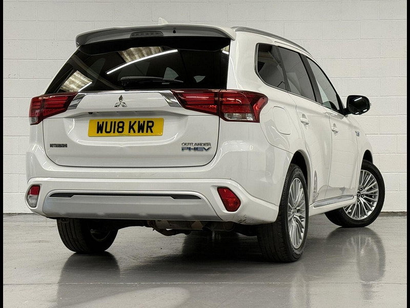 Mitsubishi Outlander 2.4h TwinMotor 13.8kWh 4h SUV 5dr Petrol Plug-in Hybrid CVT 4WD Euro 6 (s/s) (209 ps) HTD SEATS - WHEEL, CRUISE, ALLOYS