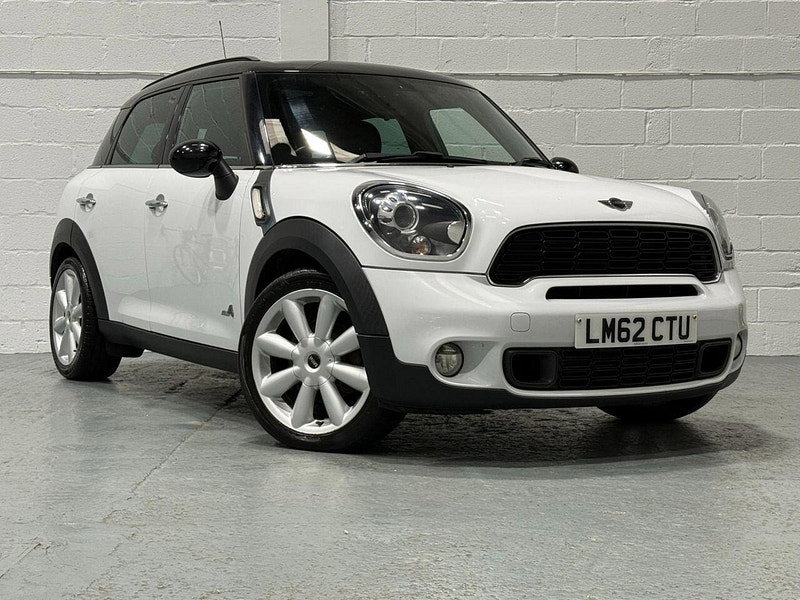 MINI Countryman 2.0 Cooper SD SUV 5dr Diesel Auto ALL4 Euro 5 (143 ps) PANORAMIC ROOF-CHILI PACK-HTD SEATS