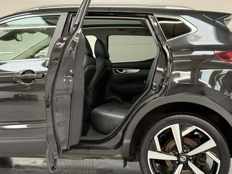 Nissan Qashqai 1.5 dCi Tekna SUV 5dr Diesel Manual Euro 6 (s/s) (110 ps) 19'S, HTD SEATS, SENSORS, NAV, B/T