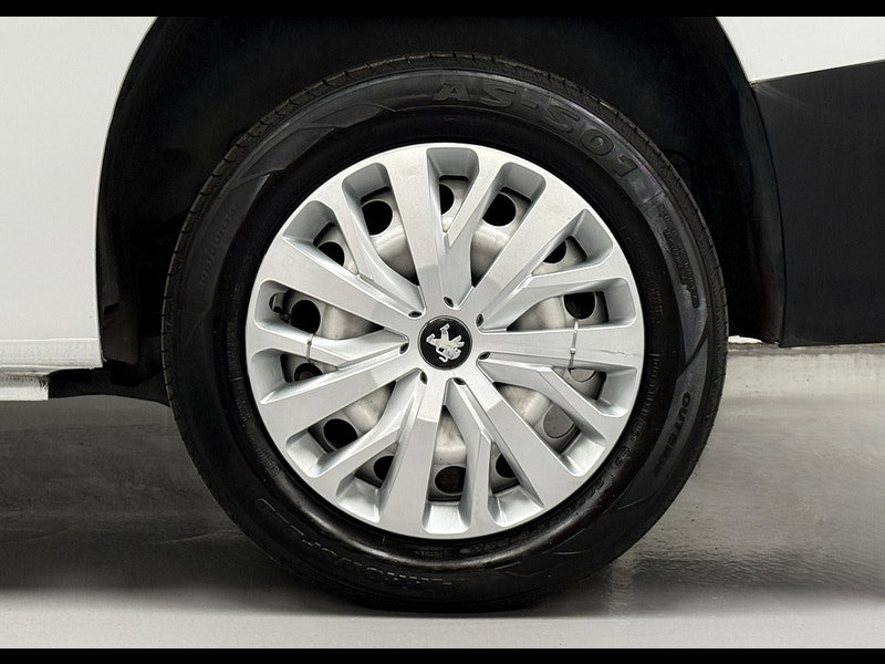 Peugeot Partner 1.5 BlueHDi 950 Professional Premium + Long Panel Van 6dr Diesel Manual LWB Euro 6 (s/s) (100 bhp)