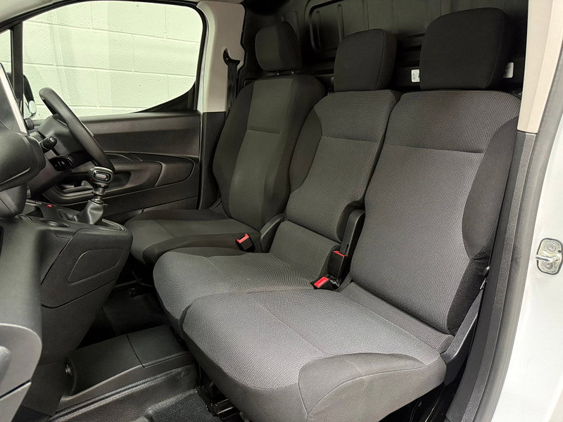 Peugeot Partner 1.5 BlueHDi 950 Professional Premium + Long Panel Van 6dr Diesel Manual LWB Euro 6 (s/s) (100 bhp)
