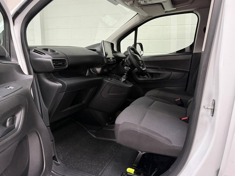 Peugeot Partner 1.5 BlueHDi 950 Professional Premium + Long Panel Van 6dr Diesel Manual LWB Euro 6 (s/s) (100 bhp)