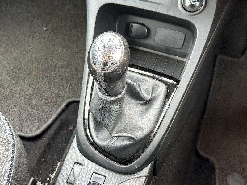 Renault Captur 0.9 TCe ENERGY Dynamique Nav SUV 5dr Petrol Manual Euro 6 (s/s) (90 ps)