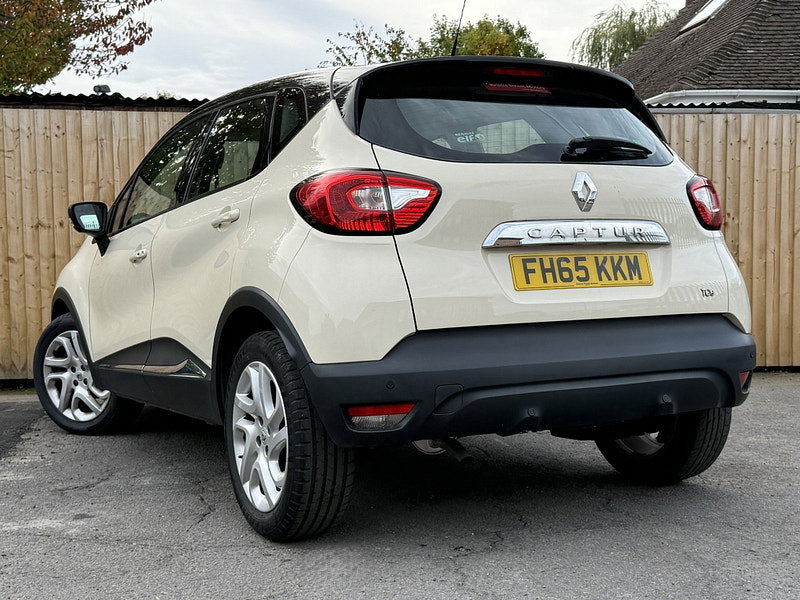 Renault Captur 0.9 TCe ENERGY Dynamique Nav SUV 5dr Petrol Manual Euro 6 (s/s) (90 ps)