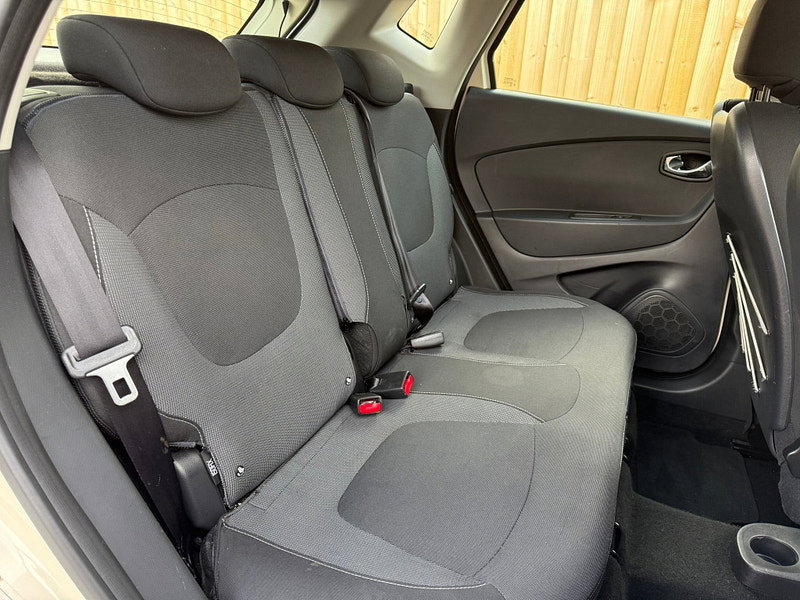 Renault Captur 0.9 TCe ENERGY Dynamique Nav SUV 5dr Petrol Manual Euro 6 (s/s) (90 ps)