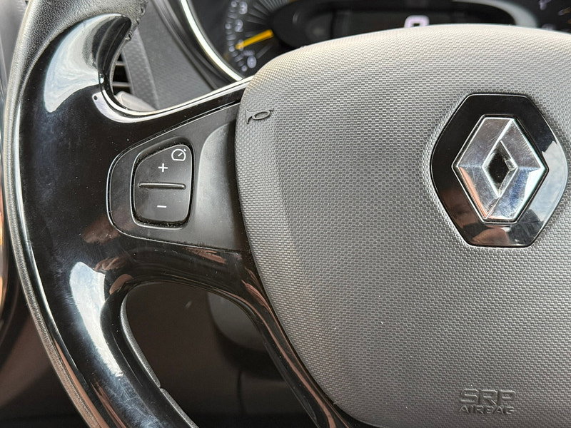 Renault Captur 0.9 TCe ENERGY Dynamique Nav SUV 5dr Petrol Manual Euro 6 (s/s) (90 ps)