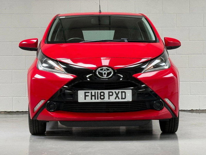 Toyota Aygo 1.0 VVT-i x-play Hatchback 3dr Petrol Manual Euro 6 (68 ps) DAB, LED LIGHTS, IDEAL 1ST CAR