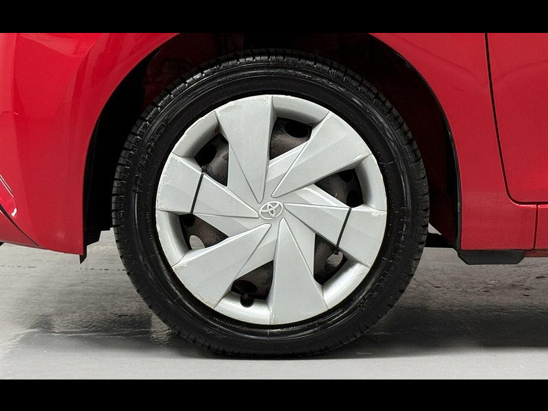 Toyota Aygo 1.0 VVT-i x-play Hatchback 3dr Petrol Manual Euro 6 (68 ps) DAB, LED LIGHTS, IDEAL 1ST CAR