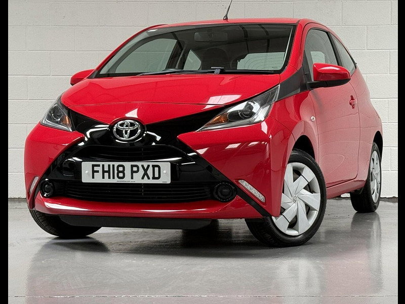 Toyota Aygo 1.0 VVT-i x-play Hatchback 3dr Petrol Manual Euro 6 (68 ps) DAB, LED LIGHTS, IDEAL 1ST CAR