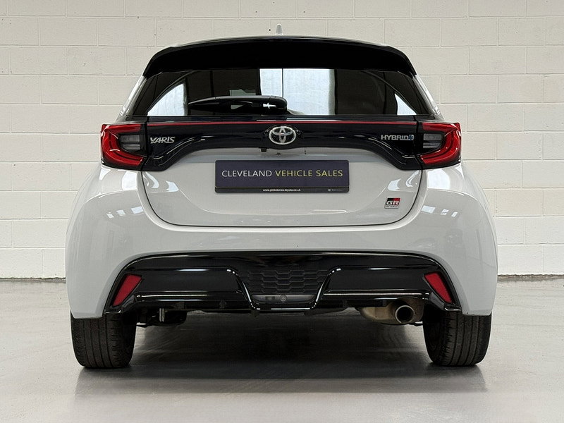 Toyota Yaris 1.5 VVT-h GR SPORT Hatchback 5dr Petrol Hybrid E-CVT Euro 6 (s/s) (116 ps)