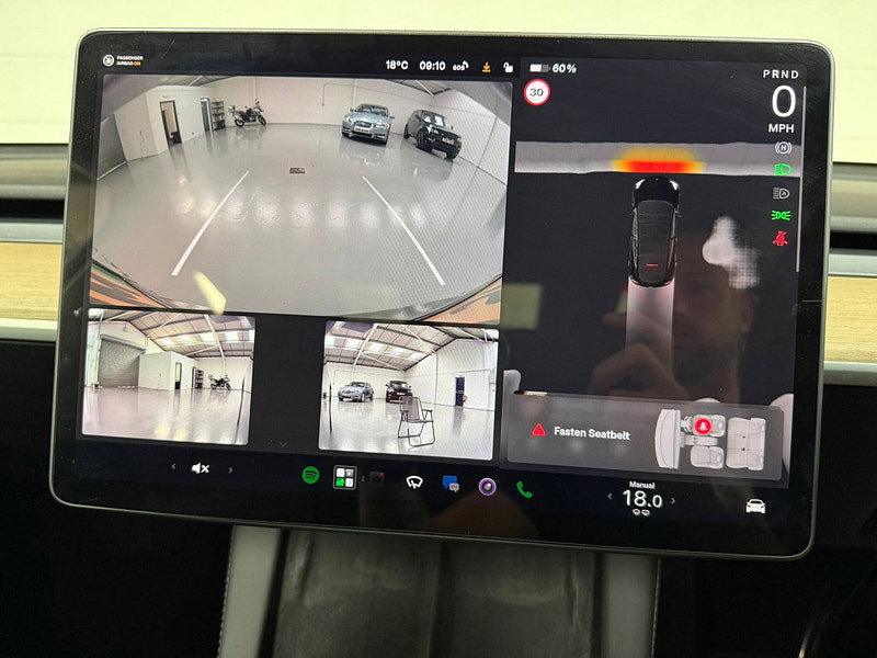 Tesla Model Y (Dual Motor) Long Range SUV 5dr Electric Auto 4WDE (384 bhp)
