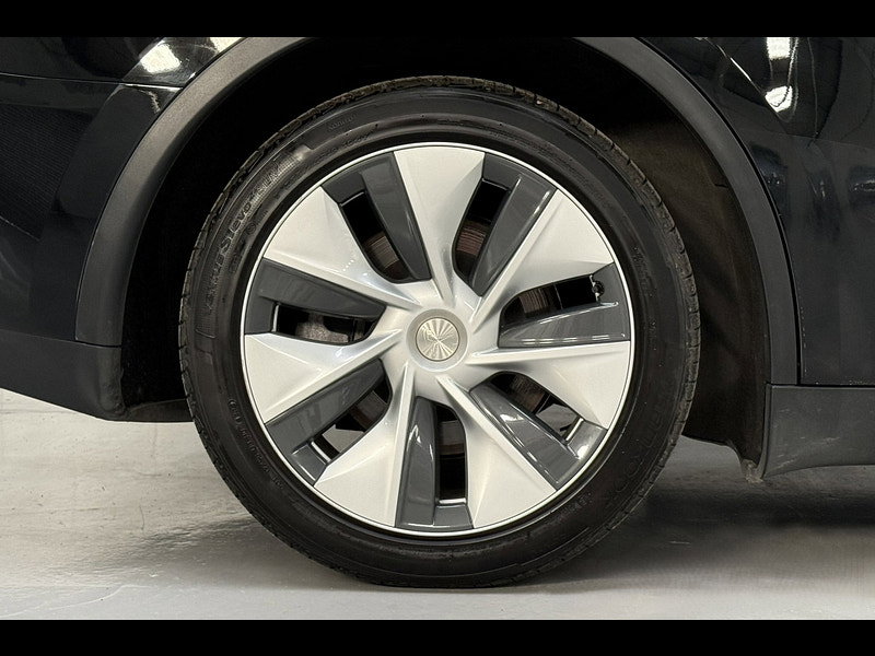 Tesla Model Y (Dual Motor) Long Range SUV 5dr Electric Auto 4WDE (384 bhp)