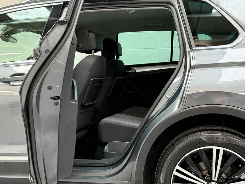 Volkswagen Tiguan 2.0 TDI SE Navigation SUV 5dr Diesel Manual Euro 6 (s/s) (150 ps) 19'S-FRONT ASSIST-LANE ASSIST-MEDIA