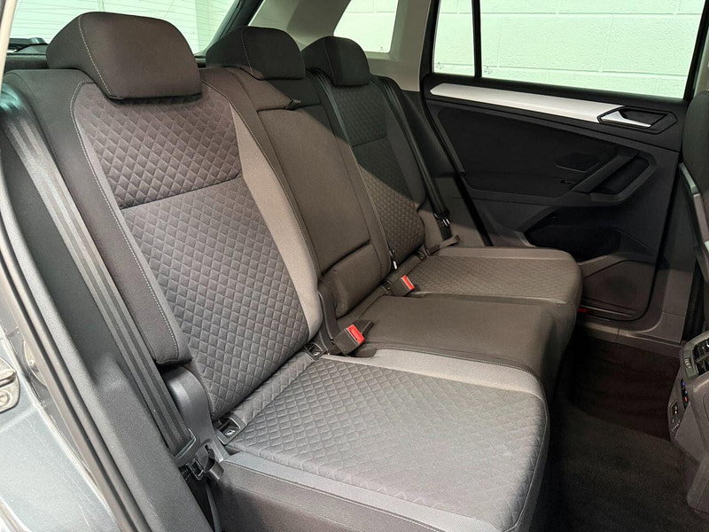 Volkswagen Tiguan 2.0 TDI SE Navigation SUV 5dr Diesel Manual Euro 6 (s/s) (150 ps) 19'S-FRONT ASSIST-LANE ASSIST-MEDIA