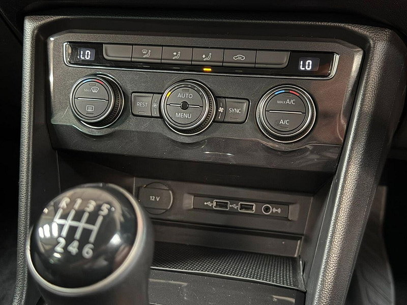 Volkswagen Tiguan 2.0 TDI SE Navigation SUV 5dr Diesel Manual Euro 6 (s/s) (150 ps) 19'S-FRONT ASSIST-LANE ASSIST-MEDIA