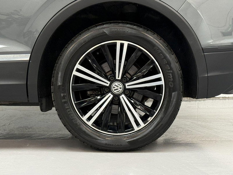 Volkswagen Tiguan 2.0 TDI SE Navigation SUV 5dr Diesel Manual Euro 6 (s/s) (150 ps) 19'S-FRONT ASSIST-LANE ASSIST-MEDIA