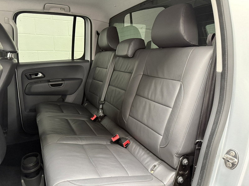 Volkswagen Amarok 2.0 BiTDI BlueMotion Tech Highline Pickup Double Cab 4dr Diesel Auto 4Motion Euro 5 (s/s) (180 ps)
