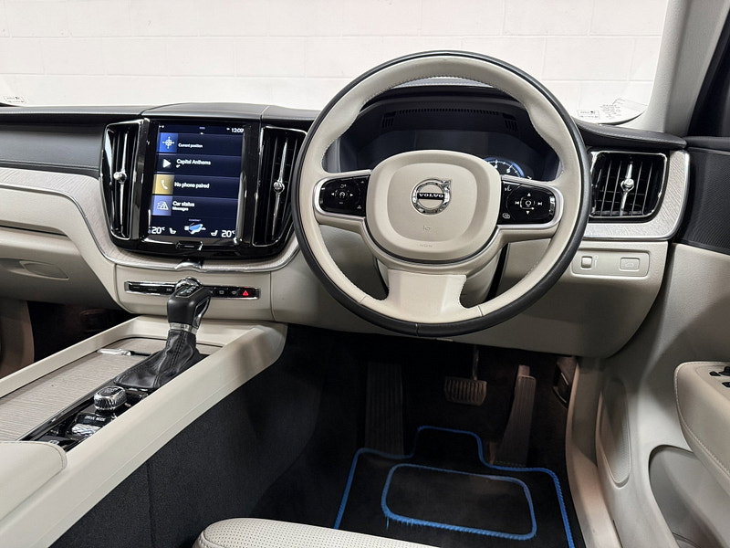 Volvo XC60 2.0 T5 Inscription Pro SUV 5dr Petrol Auto AWD Euro 6 (s/s) (250 ps)
