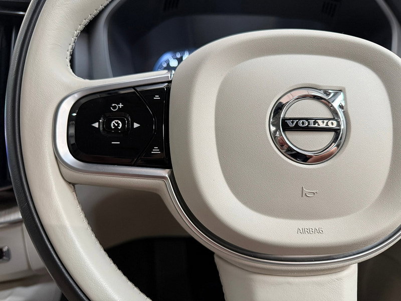Volvo XC60 2.0 T5 Inscription Pro SUV 5dr Petrol Auto AWD Euro 6 (s/s) (250 ps)