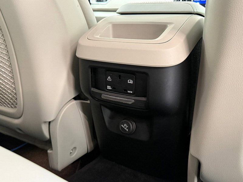 Volvo XC60 2.0 T5 Inscription Pro SUV 5dr Petrol Auto AWD Euro 6 (s/s) (250 ps)