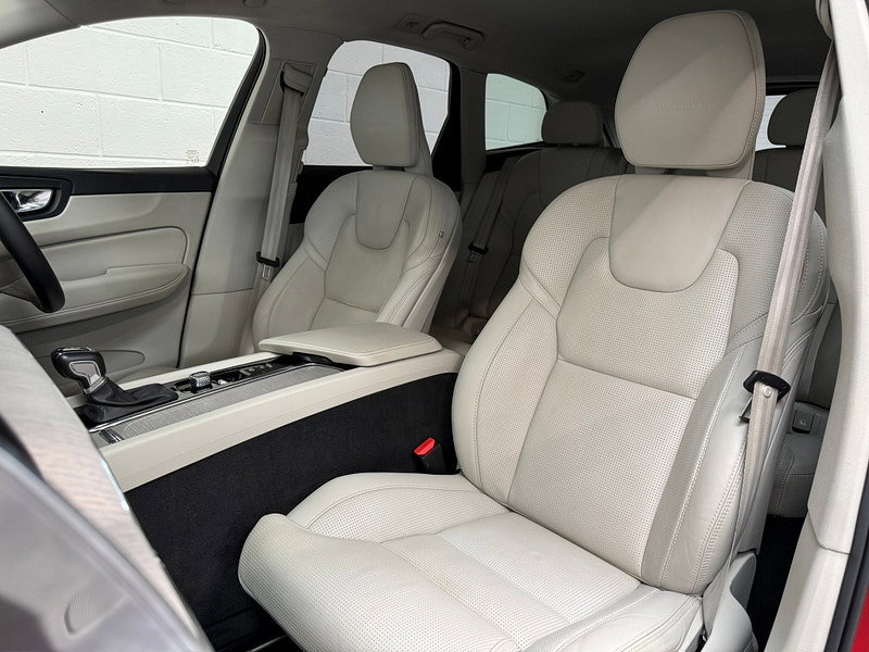 Volvo XC60 2.0 T5 Inscription Pro SUV 5dr Petrol Auto AWD Euro 6 (s/s) (250 ps)
