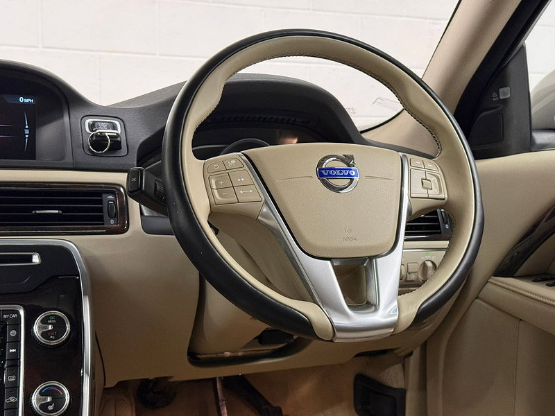 Volvo XC70 2.0 D4 SE Nav Estate 5dr Diesel Geartronic Euro 6 (s/s) (181 ps)