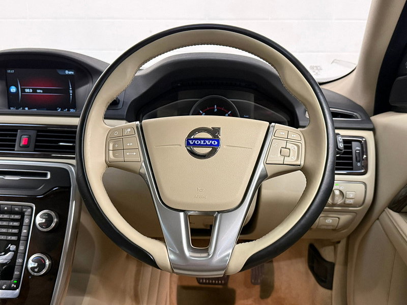 Volvo XC70 2.0 D4 SE Nav Estate 5dr Diesel Geartronic Euro 6 (s/s) (181 ps)