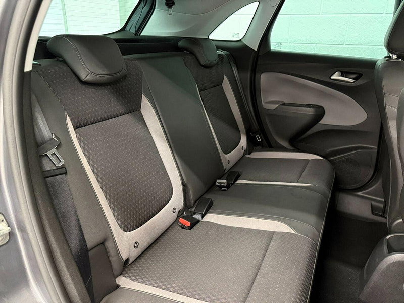 Vauxhall Crossland X 1.6 Turbo D Elite Nav SUV 5dr Diesel Manual Euro 6 (s/s) (120 ps) 2 TONE ROOF, ALLOYS, NAVIGATION