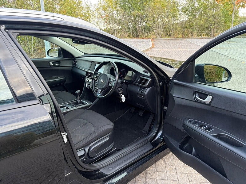 Kia Optima 1.7 CRDi 2 Sportswagon 5dr Diesel Manual Euro 6 (s/s) (139 bhp)