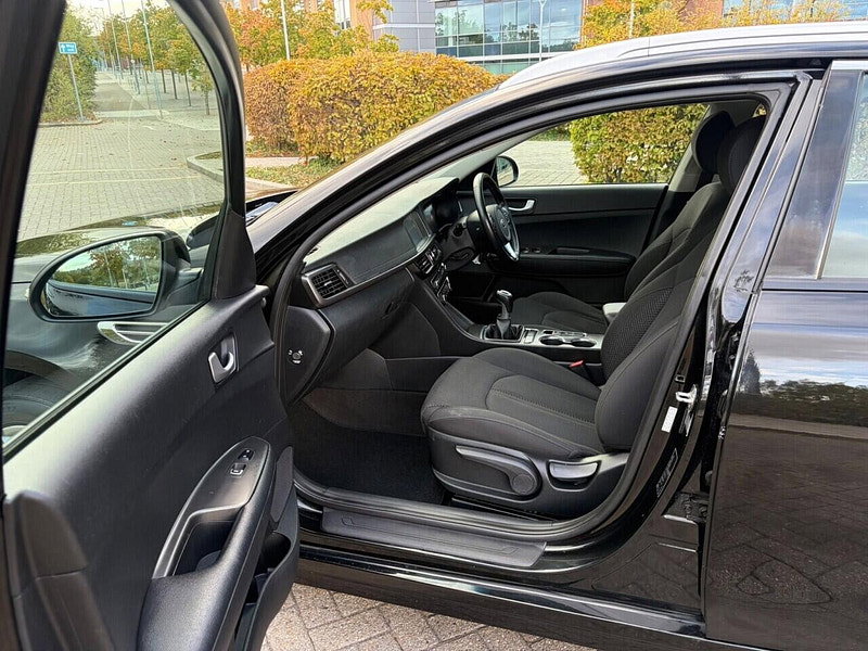 Kia Optima 1.7 CRDi 2 Sportswagon 5dr Diesel Manual Euro 6 (s/s) (139 bhp)