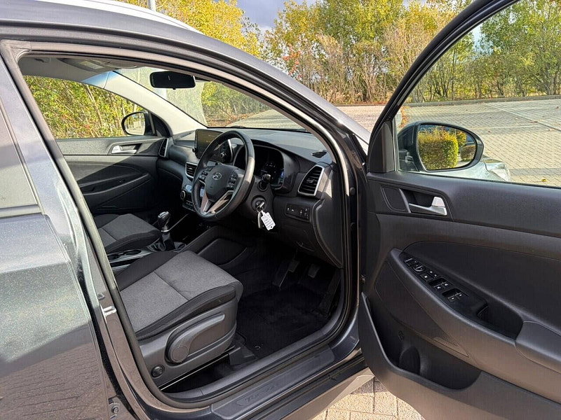 Hyundai Tucson 1.6 CRDi MHEV SE Nav SUV 5dr Diesel Hybrid Manual Euro 6 (s/s) (115 ps)