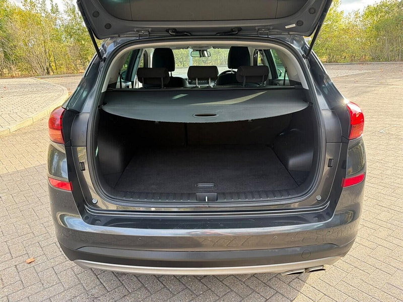 Hyundai Tucson 1.6 CRDi MHEV SE Nav SUV 5dr Diesel Hybrid Manual Euro 6 (s/s) (115 ps)