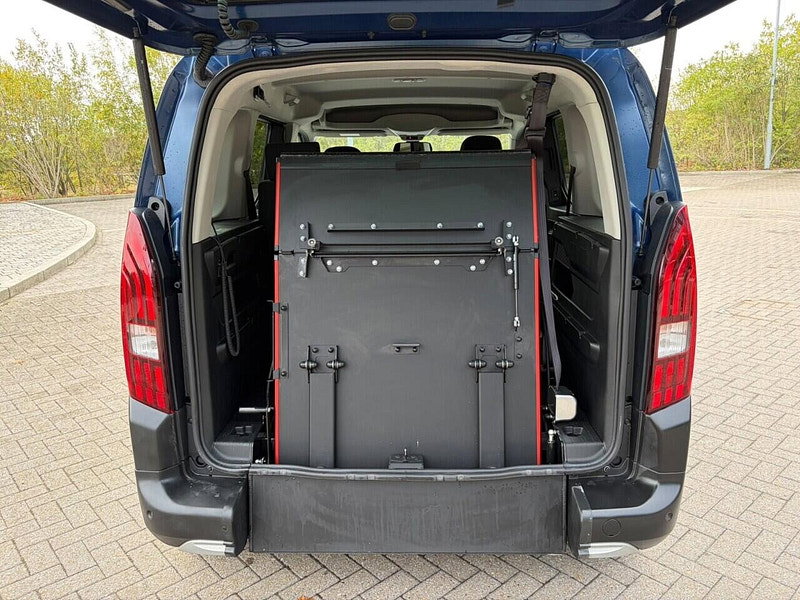 Peugeot Rifter 1.5l 5dr Auto 129 BHP