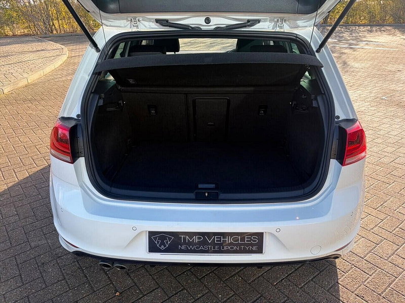 Volkswagen Golf 2.0 TDI BlueMotion Tech R-Line Edition Hatchback 5dr Diesel Manual Euro 6 (s/s) (150 ps)
